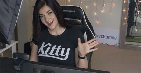 Full Video : KittyPlays Nude See